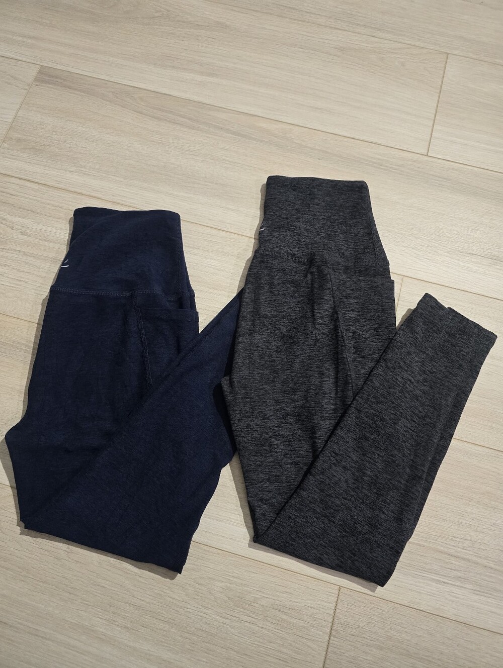 BEYOND YOGA lot Of Two Spacedye Pocket Crop Leggings